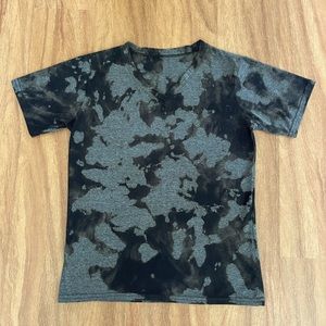 Acid Wash V-neck Short Sleeve Shirt